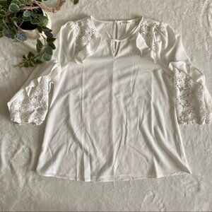 Andree by unit white top with crochet sleeve